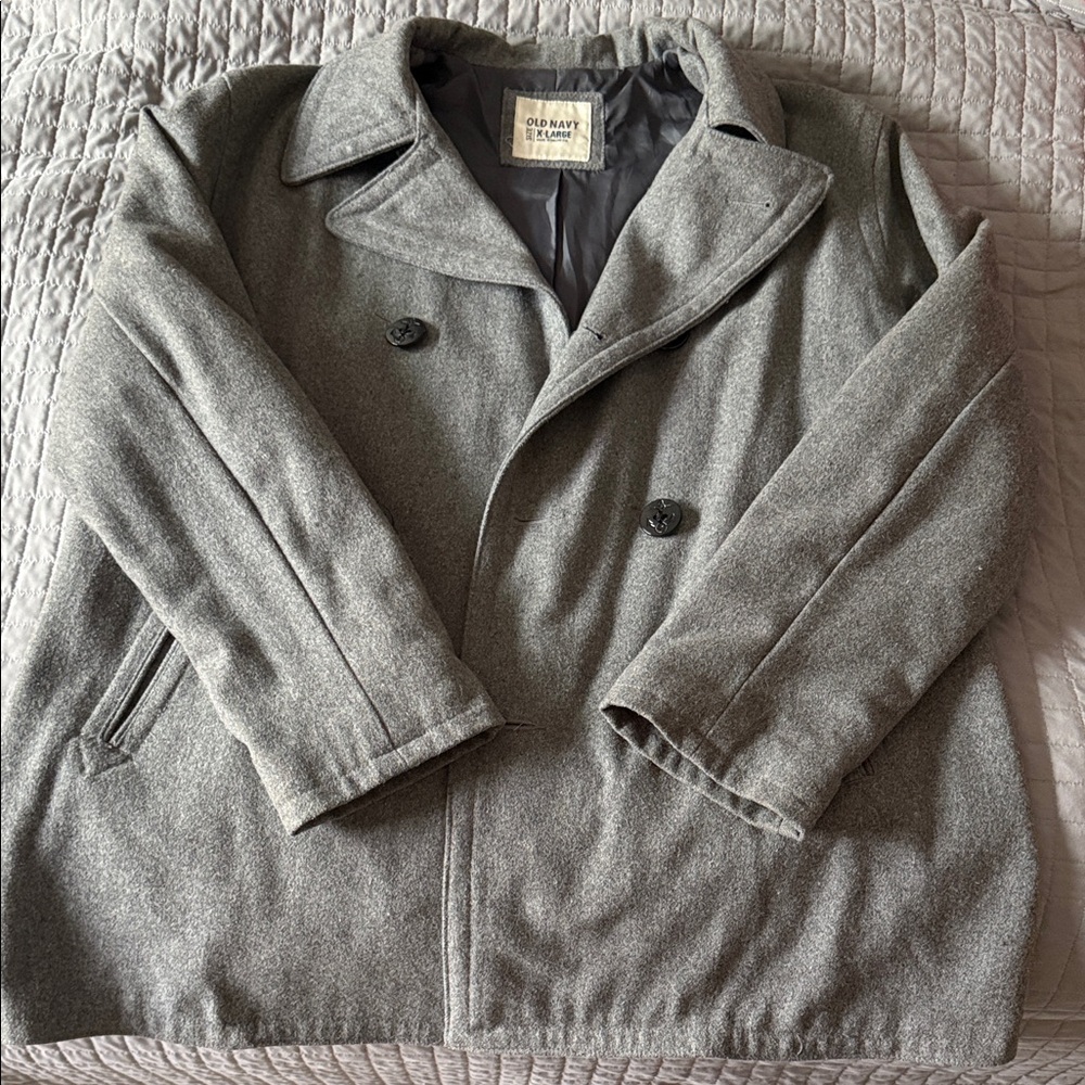 Old Navy Men's Charcoal Peacoat
